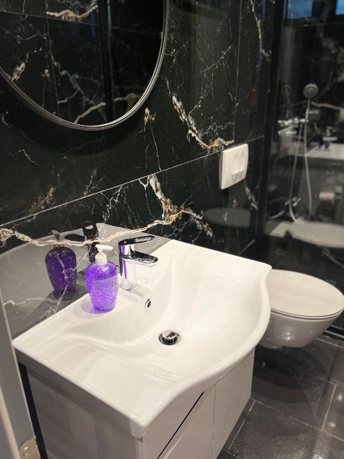 Alb Apartments 地拉那 外观 照片